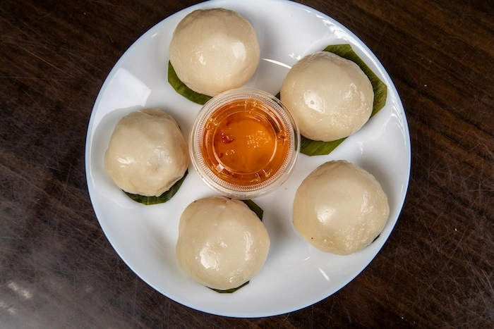 Steamed Sticky Rice Flour (Bánh Ít)